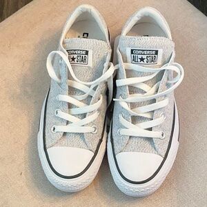 Converse Ladies Gray Sneakers